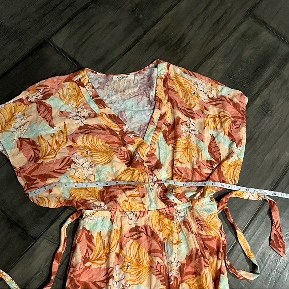 Ripcurl Namotu Wrap Maxi Dress in Apricot - Size Medium - Picture 10 of 16